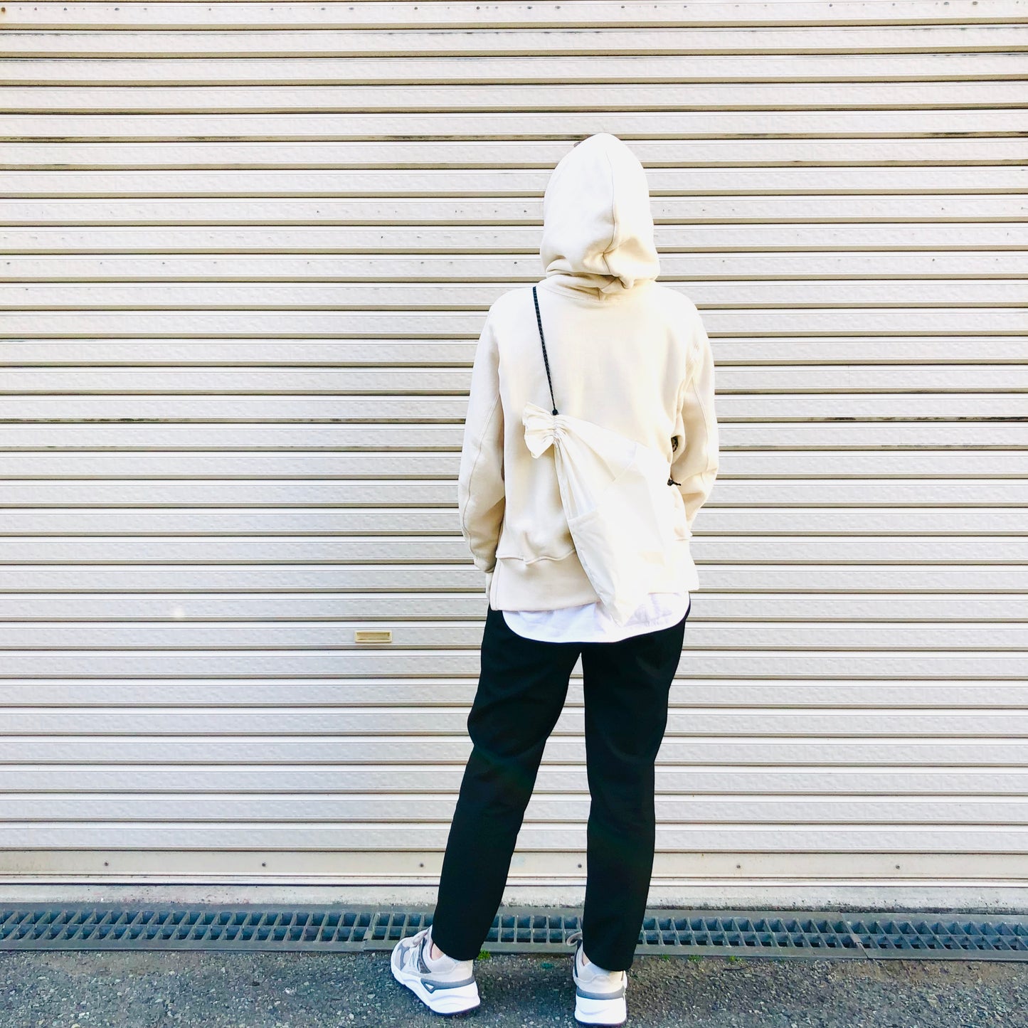 DRAWSTRING SACOCHE L